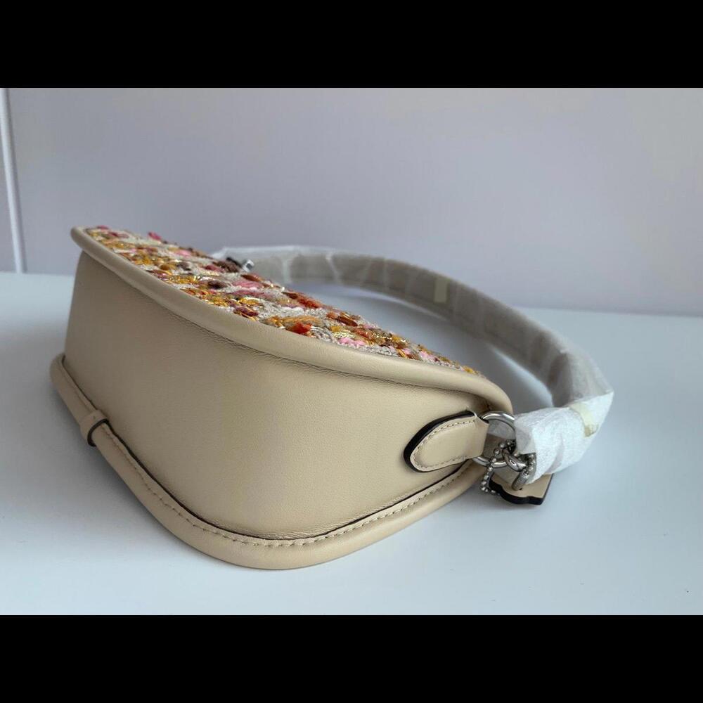 Coach Swinger 20 In Tweed LH/NEUTRAL NWOT - Picture 6 of 8